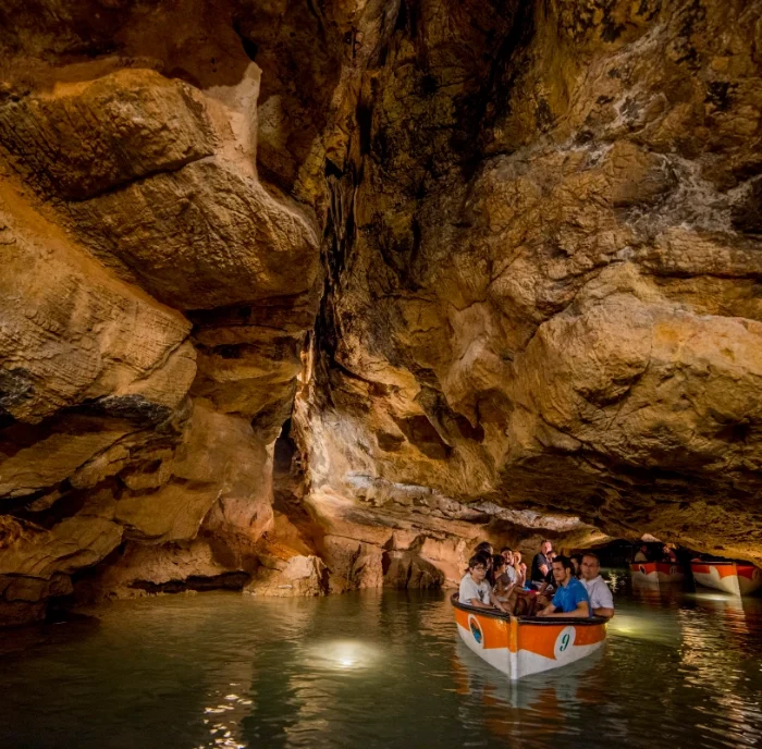 Excursión cruceros a las Cuevas de San José – EN